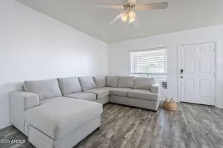 Photo #3: 7016104 Listing 