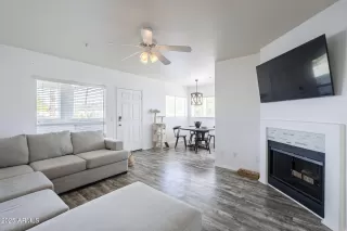 Photo #4: 7016104 Listing 