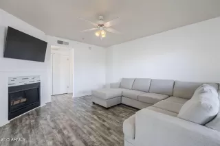 Photo #5: 7016104 Listing 