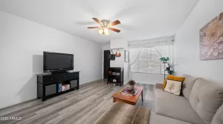 Photo #1: 7016258 Listing 