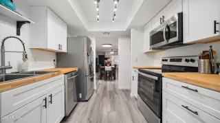 Photo #3: 7016258 Listing 