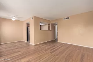 Photo #3: 7016276 Listing 