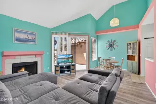 Photo #5: 7016303 Listing 