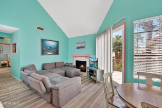 Photo #6: 7016303 Listing 