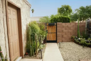 Photo #2: 7016375 Listing 