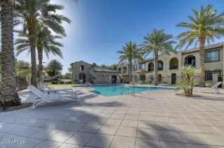 Photo #2: 7016402 Listing 