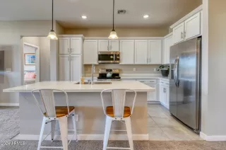 Photo #5: 7016402 Listing 