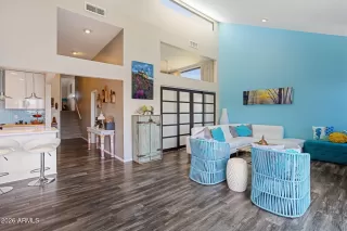 Photo #2: 7016464 Listing 