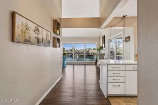 Photo #4: 7016464 Listing 