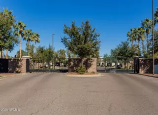 Photo #2: 7016599 Listing 