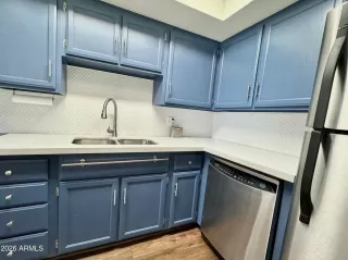 Photo #4: 7016681 Listing 