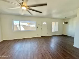 Photo #6: 7016681 Listing 