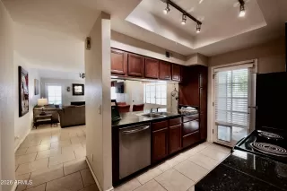 Photo #2: 7016686 Listing 