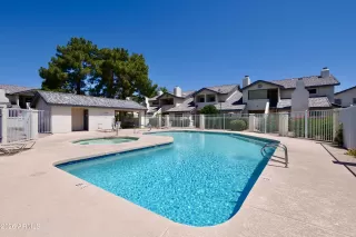 Photo #3: 7016686 Listing 