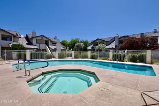 Photo #4: 7016686 Listing 