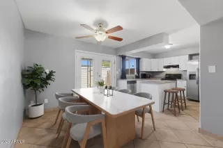 Photo #2: 7016731 Listing 