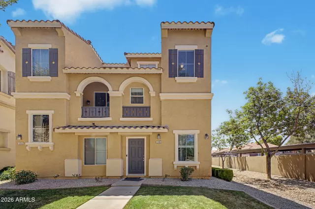 MLS: 7016772 Condo For Sale