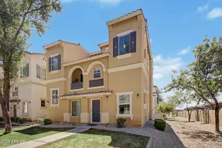 Photo #2: 7016772 Listing 