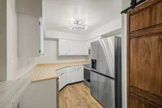 Photo #3: 7016824 Listing 