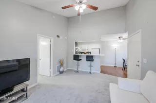 Photo #5: 7016904 Listing 