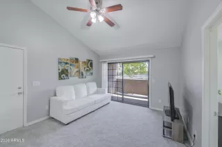 Photo #6: 7016904 Listing 