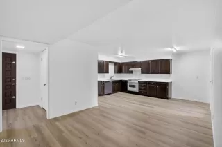 Photo #6: 7017232 Listing 