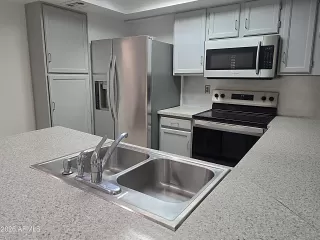 Photo #6: 7017407 Listing 