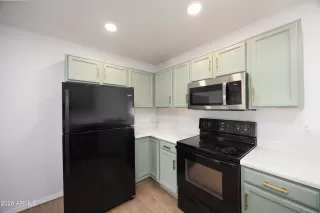 Photo #3: 7017626 Listing 