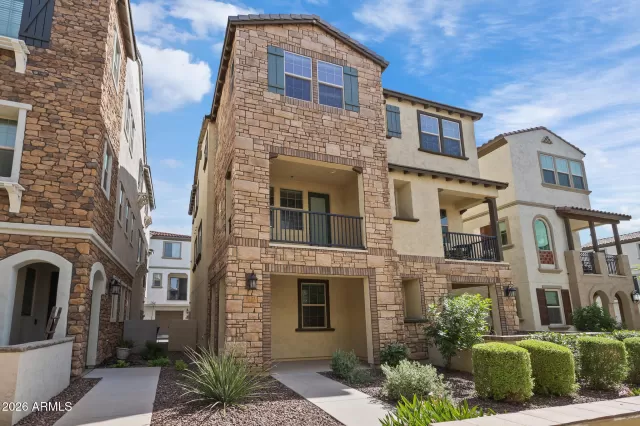 MLS: 7017891 Condo For Sale