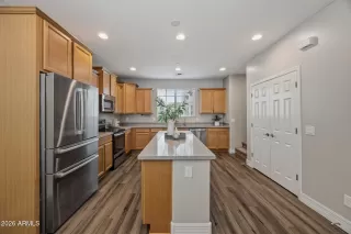 Photo #6: 7017891 Listing 