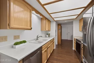 Photo #2: 7018054 Listing 