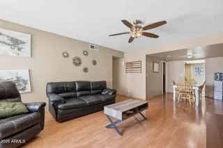 Photo #5: 7018140 Listing 