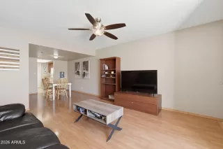 Photo #6: 7018140 Listing 