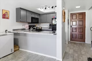 Photo #4: 7018161 Listing 