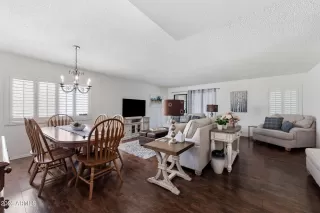 Photo #6: 7018384 Listing 