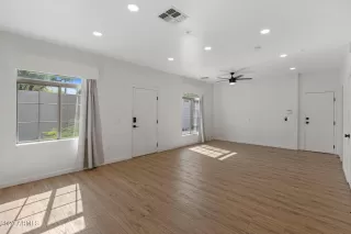 Photo #3: 7018443 Listing 