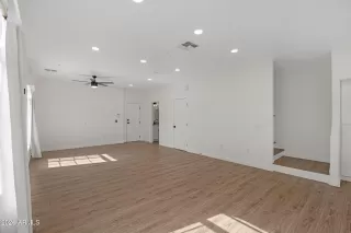 Photo #5: 7018443 Listing 