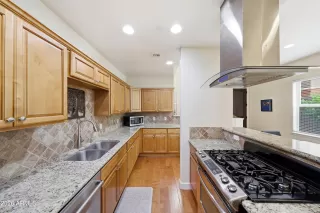 Photo #3: 7018703 Listing 