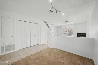 Photo #2: 7018725 Listing 