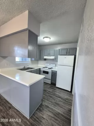 Photo #4: 7018746 Listing 