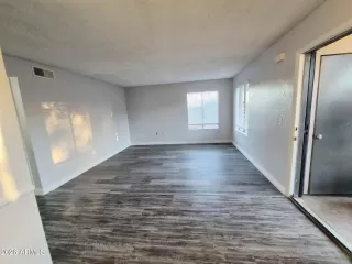 Photo #6: 7018746 Listing 