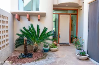 Photo #4: 7018790 Listing 