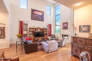 Photo #5: 7018790 Listing 