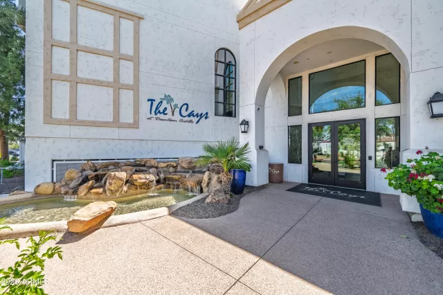 MLS: 7018843 Condo For Sale