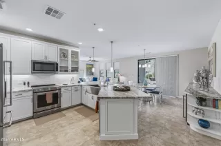 Photo #6: 7018843 Listing 