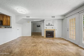 Photo #6: 7019041 Listing 