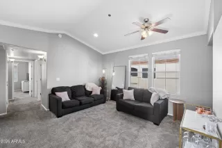 Photo #5: 7019133 Listing 