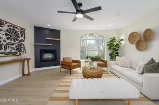 Photo #4: 7019138 Listing 