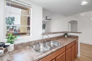 Photo #6: 7019141 Listing 