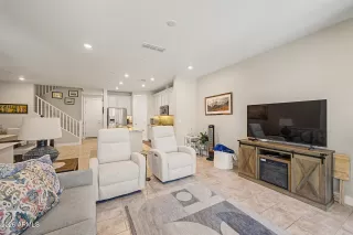 Photo #6: 7019229 Listing 